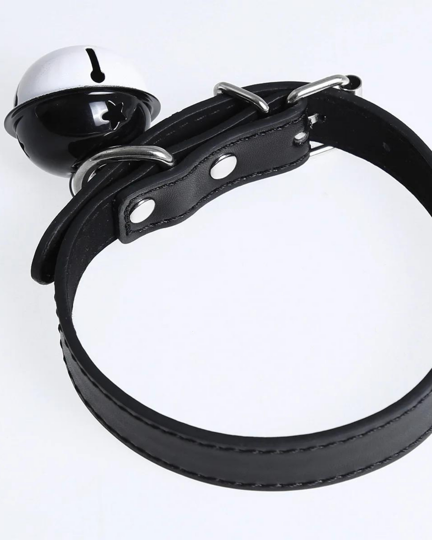 Smyslný obojek se zvonkem