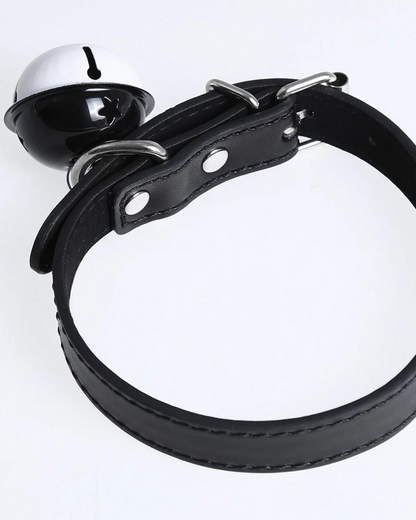 Smyslný obojek se zvonkem