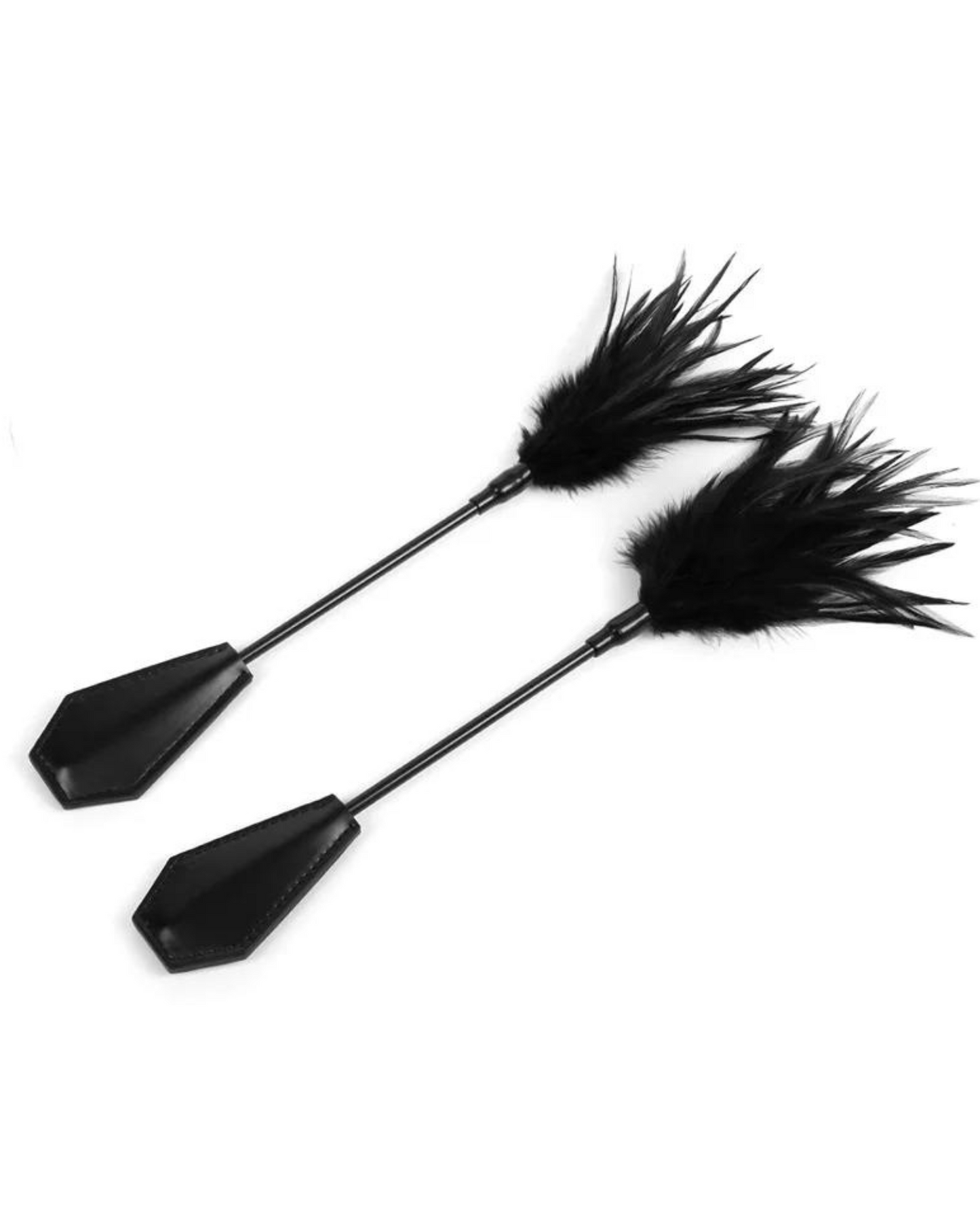 Plácačka s jemným peřím a koženou špičkou