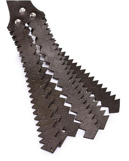 Bič s vroubkovanými popruhy