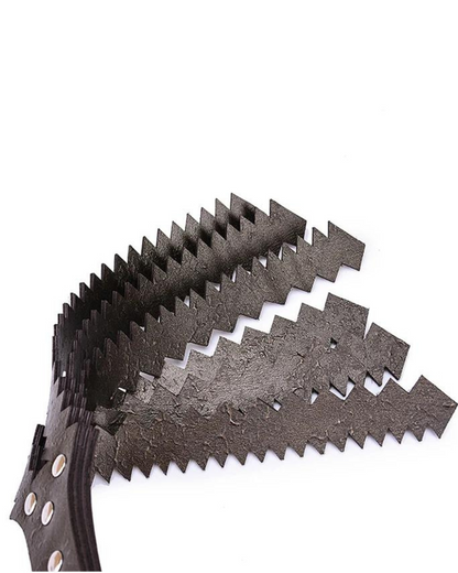 Bič s vroubkovanými popruhy