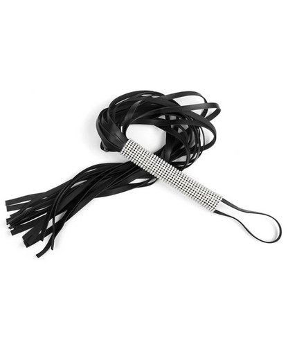 Elegantní bič s krystaly a koženými třásněmi