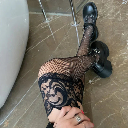 Síťované zpevňující punčochy se zirkony