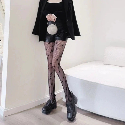 Síťované punčocháče s hvězdicovým vzorem