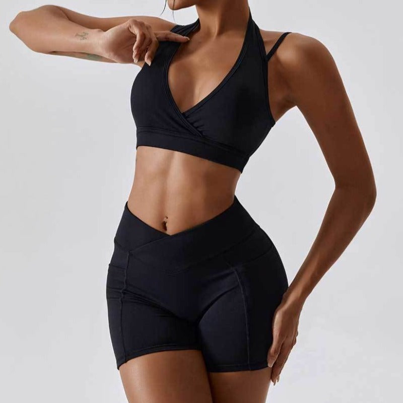 Sportovní sada z topu a kraťasů