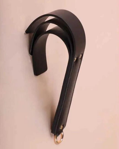 Sada BDSM doplňků s elegantním úložným pouzdrem