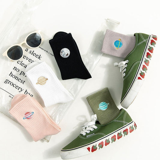 Dlouhé, měkké dámské ponožky s výšivkou s vesmírným motivem