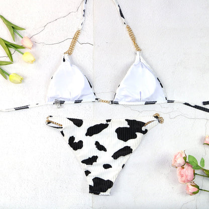 Dvoudílné bikiny s řetízkovými nášivkami