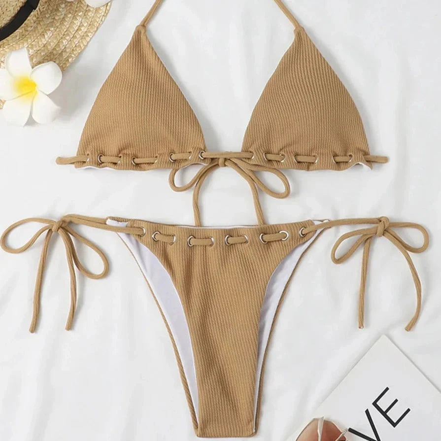Dvoudílné bikiny s ozdobným zavazováním