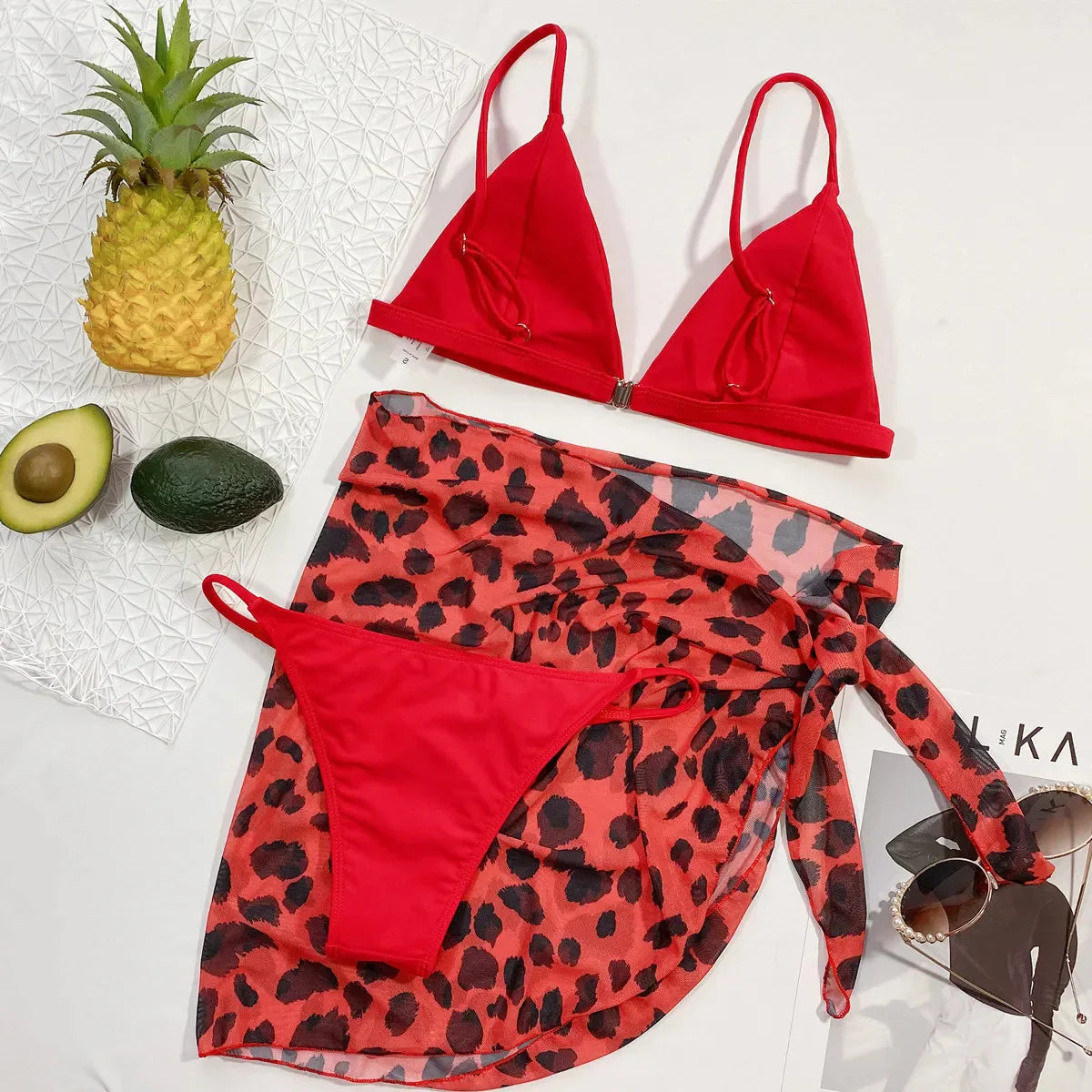 Dvoudílné bikiny s pareem