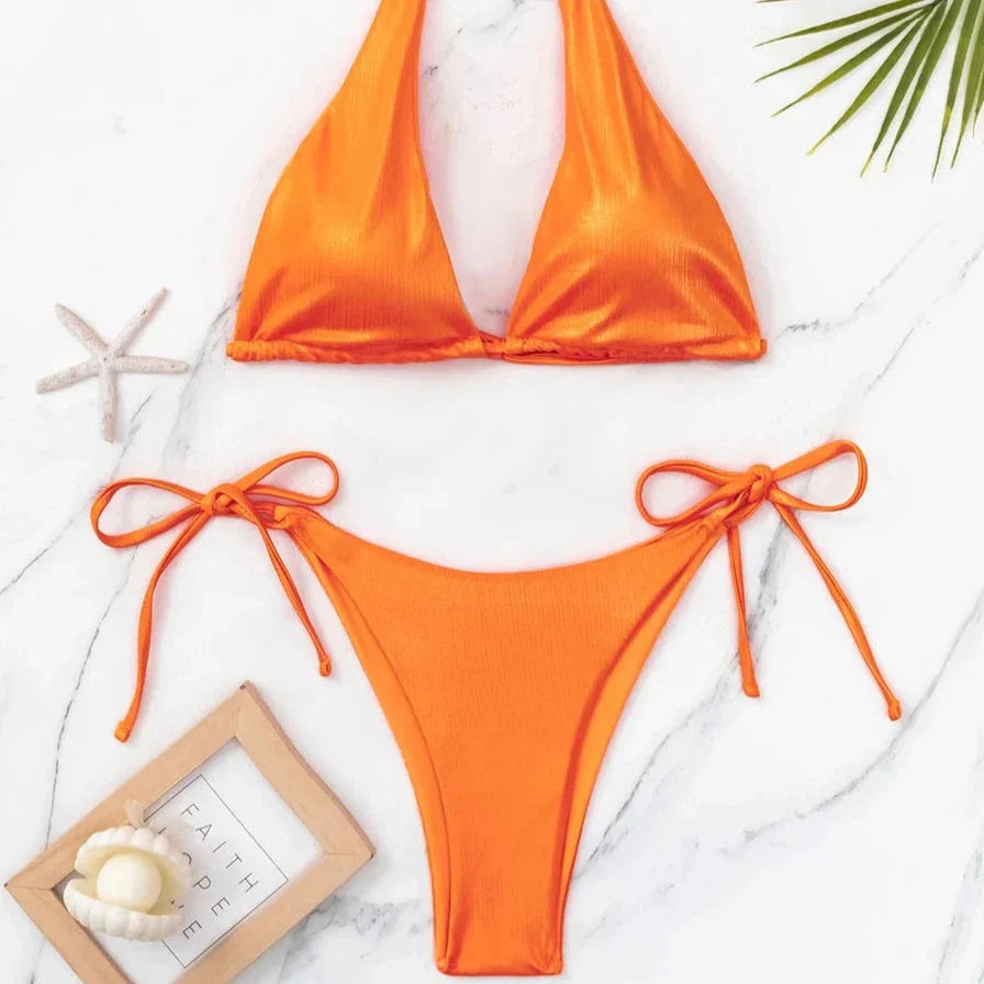 Dvoudílné bikiny s ramínky na krk