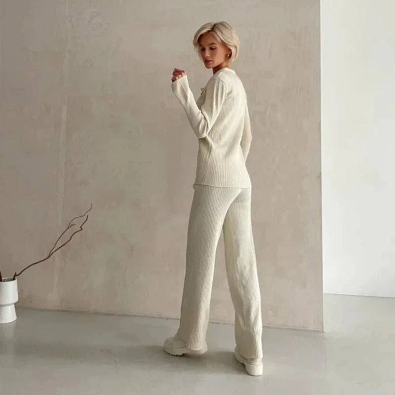 Pletená sada domácího oblečení s dlouhými nohavicemi