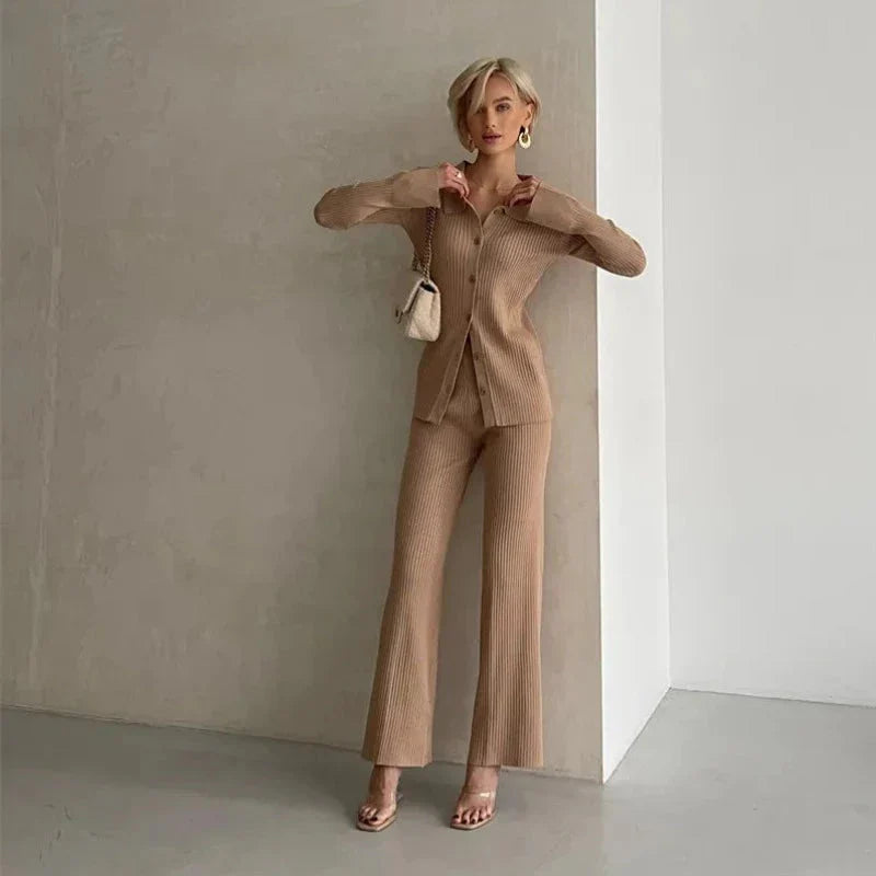 Pletená sada domácího oblečení s dlouhými nohavicemi