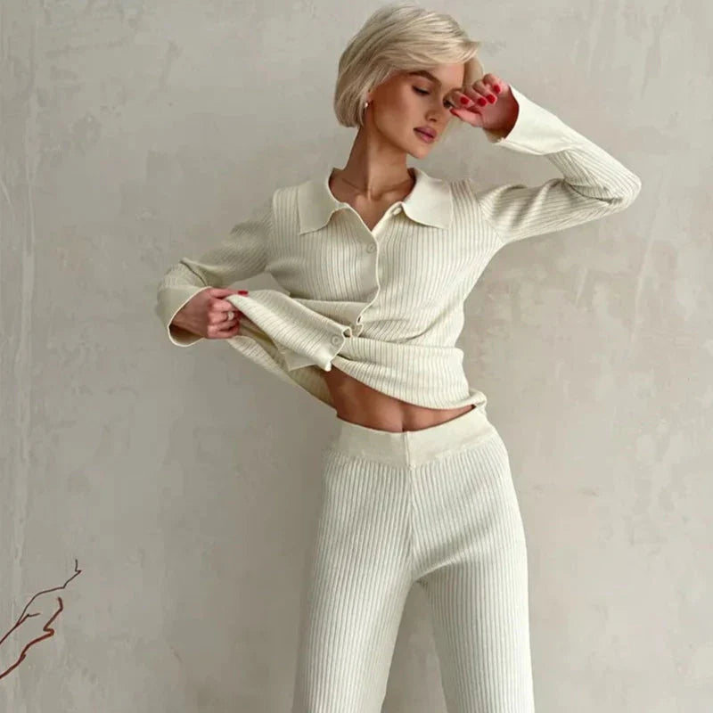 Pletená sada domácího oblečení s dlouhými nohavicemi