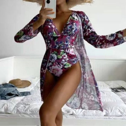 Klasické jednodílné plavky s přehozem