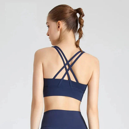 Sportovní podprsenka s ozdobnými ramínky