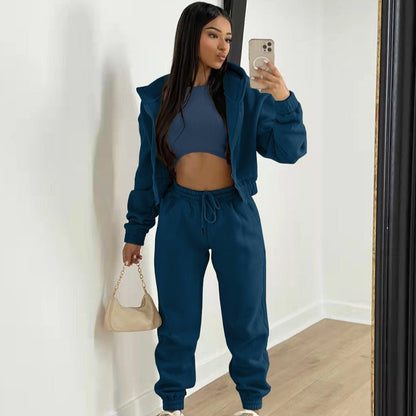 Sportovní třídílná sada v jednobarevném provedení