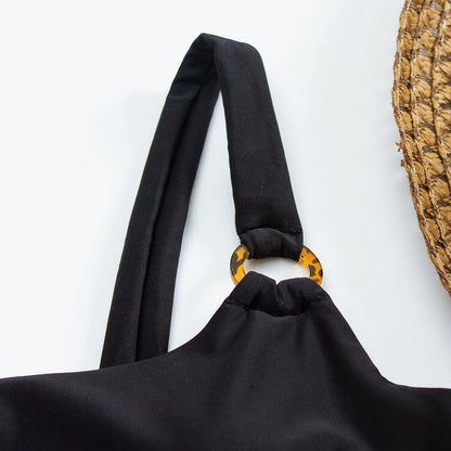 Jednodílné plavky monokini s výřezy