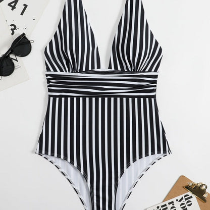 Klasické jednodílné pruhované plavky