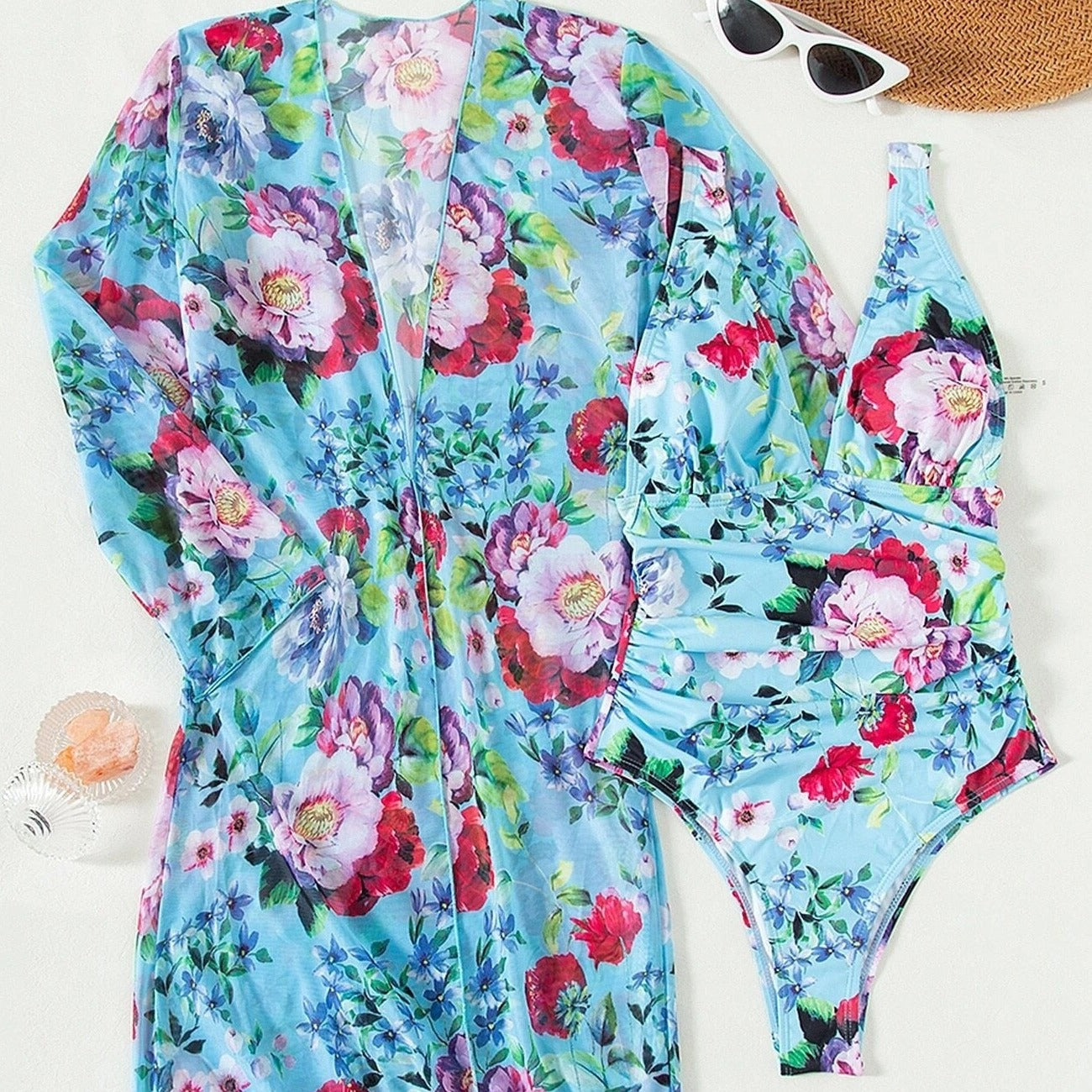 Klasické jednodílné plavky s přehozem