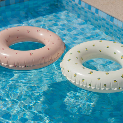 Plavecký kruh v pastelových barvách