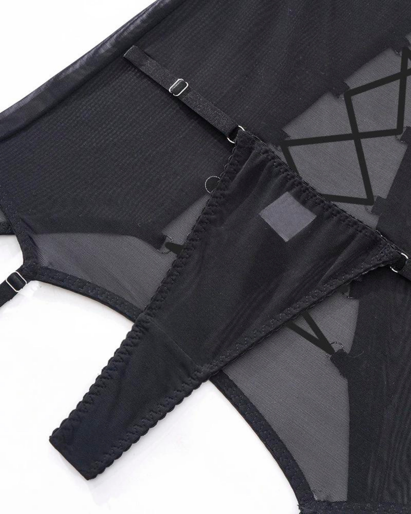 Sada spodního prádla s podvazkovým pásem ve tvaru sukně