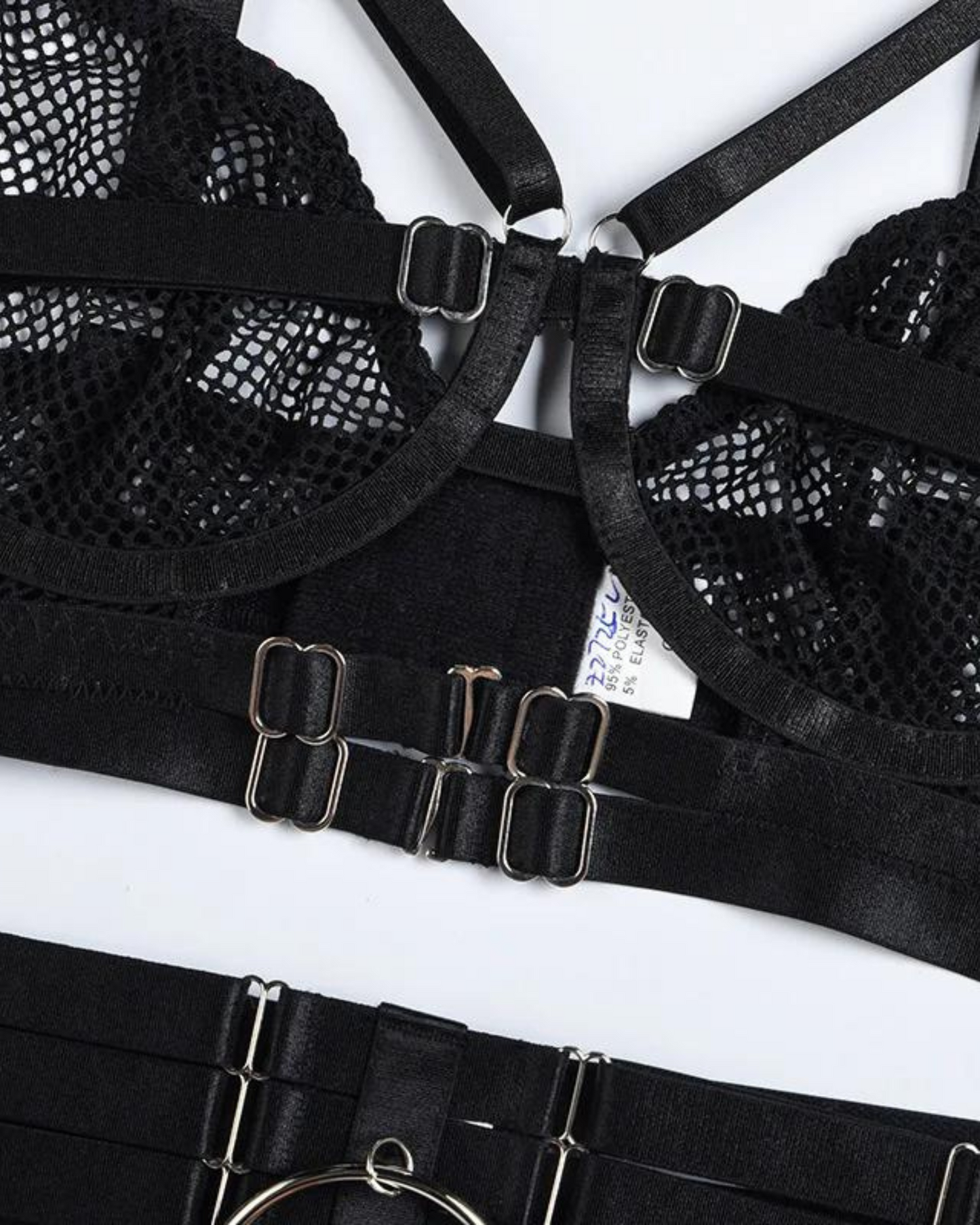 Souprava spodního prádla s podprsenkou ze síťoviny a kalhotkami s vysokým pasem