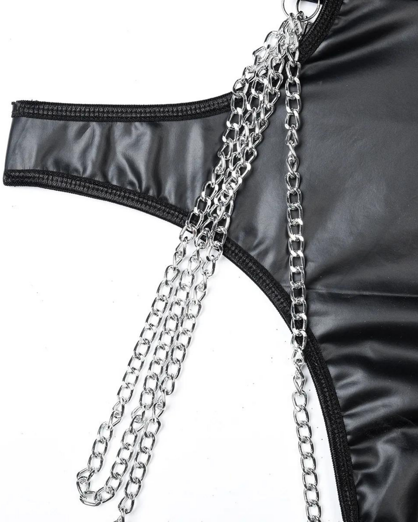 Sada spodního prádla s řetízky