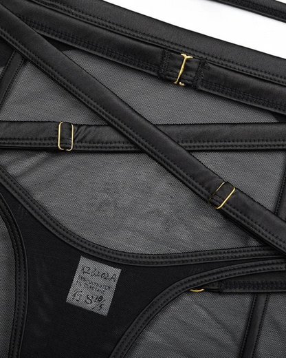 4dílný set spodního prádla se sukní