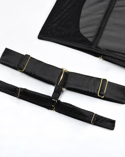 4dílný set spodního prádla se sukní