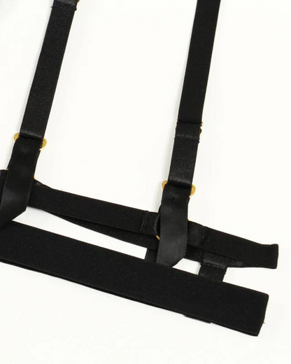 Sada spodního prádla s nastavitelnými ramínky a ozdobnými kroužky