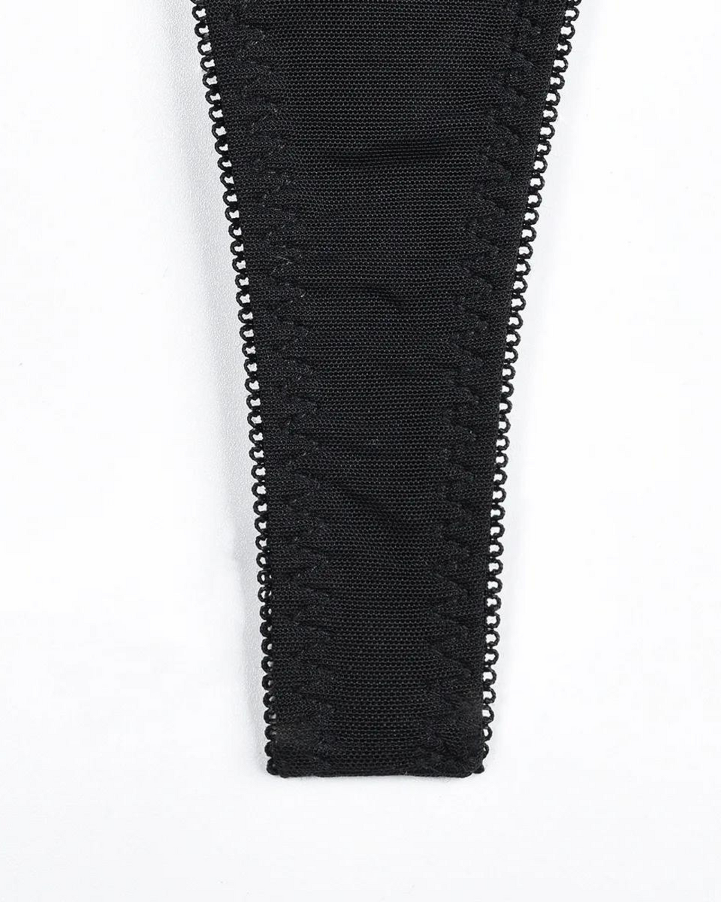 Souprava spodního prádla s vysokým pasem a podvazkovým pásem