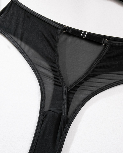 Souprava spodního prádla s vysokým pasem a ozdobnými ramínky