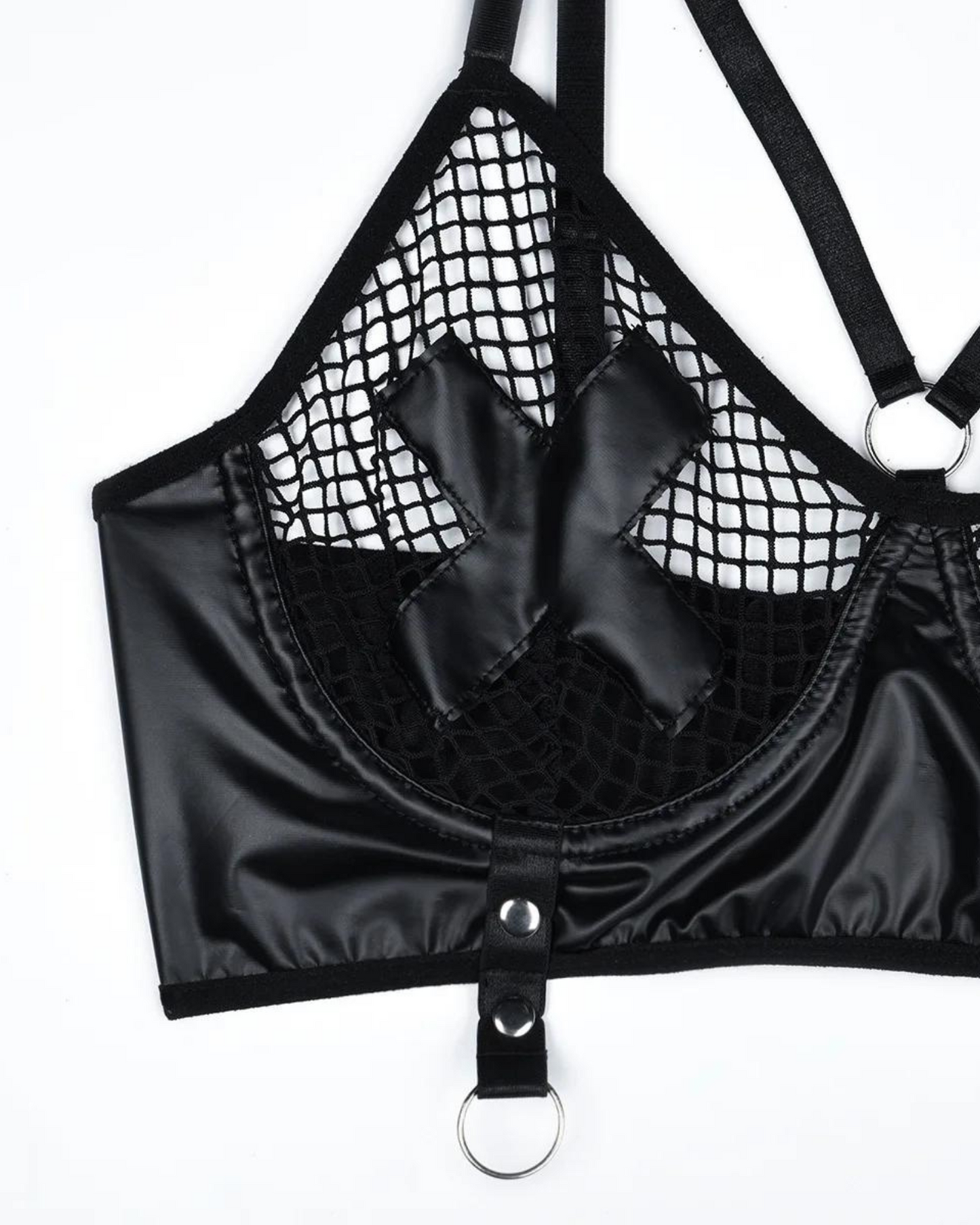 Sada spodního prádla s ozdobnými křížky a koženými prvky