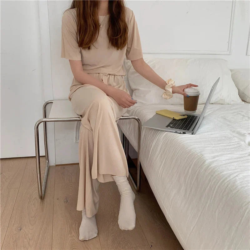 Volná souprava domácího oblečení s dlouhými nohavicemi