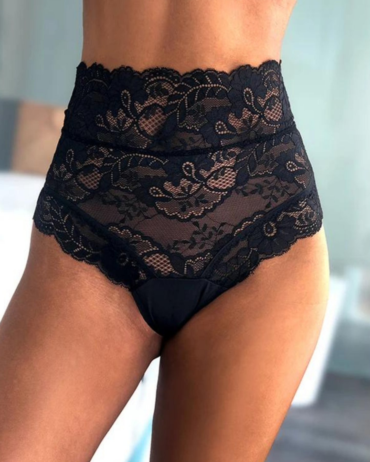 Krajkové kalhotky se zavazováním vzadu