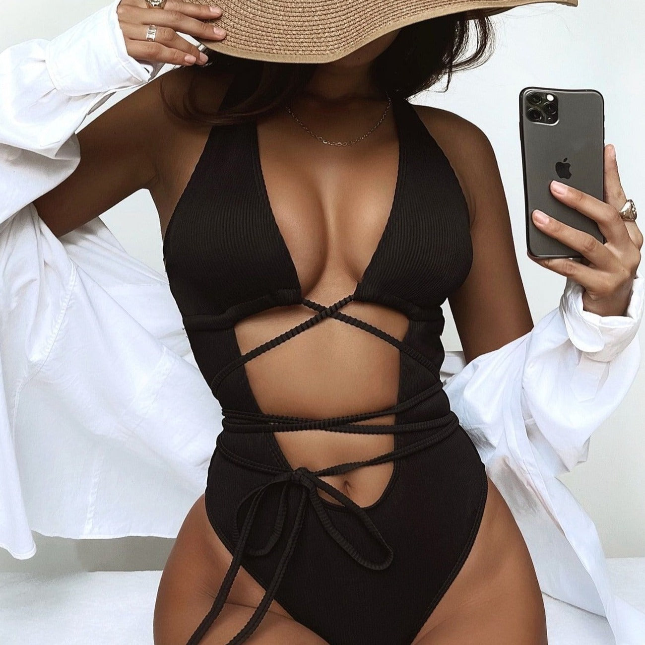 Jednodílné plavky Monokini se zavazováním na vázání