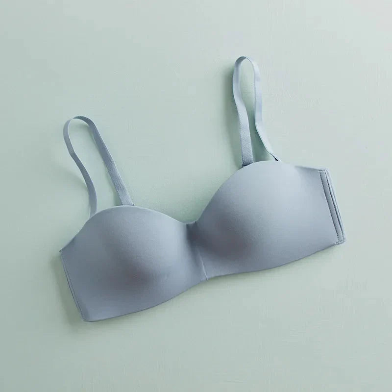 Bezešvá samonosná podprsenka