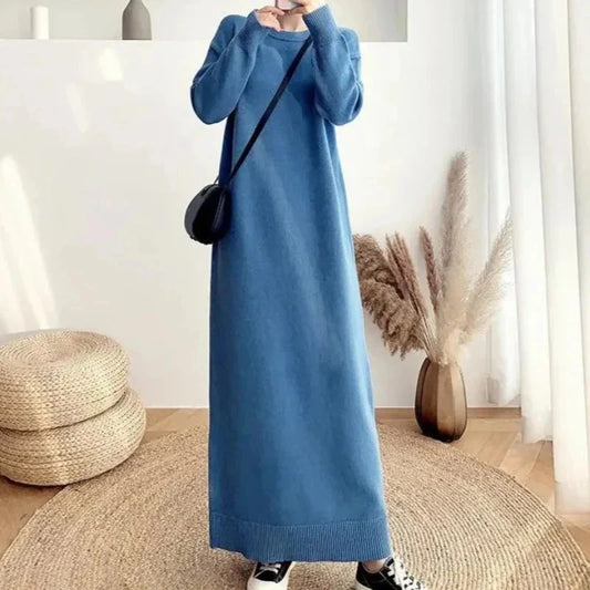 Volné pletené maxi šaty s kulatým výstřihem