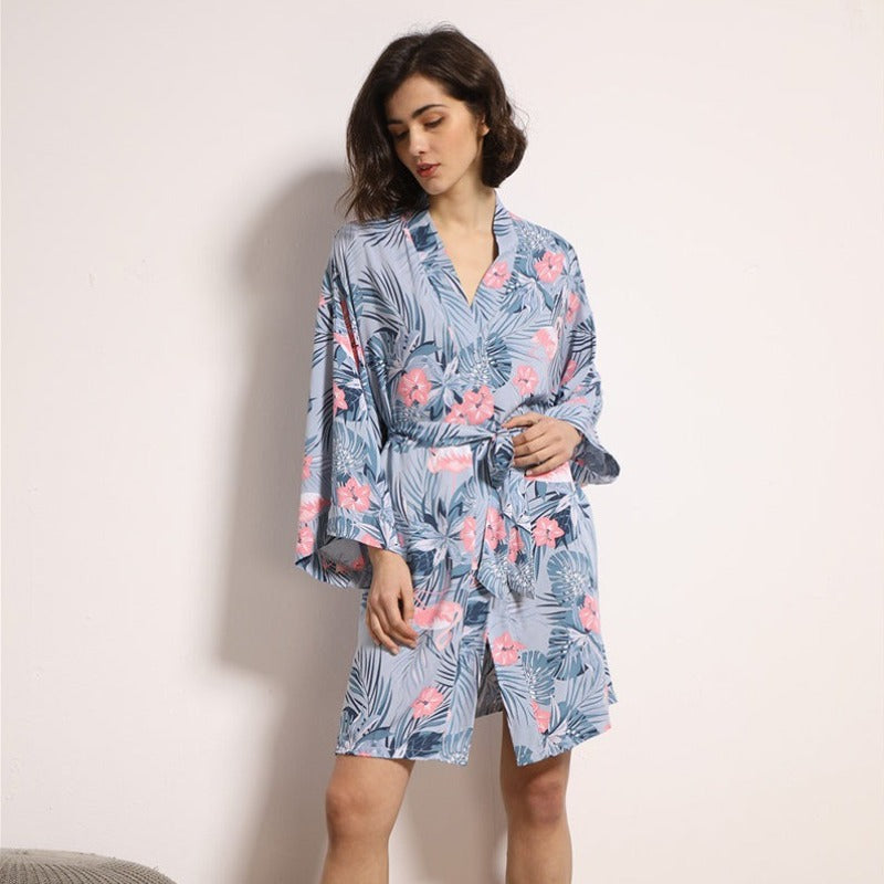 Pohodlný květinový župan s páskem