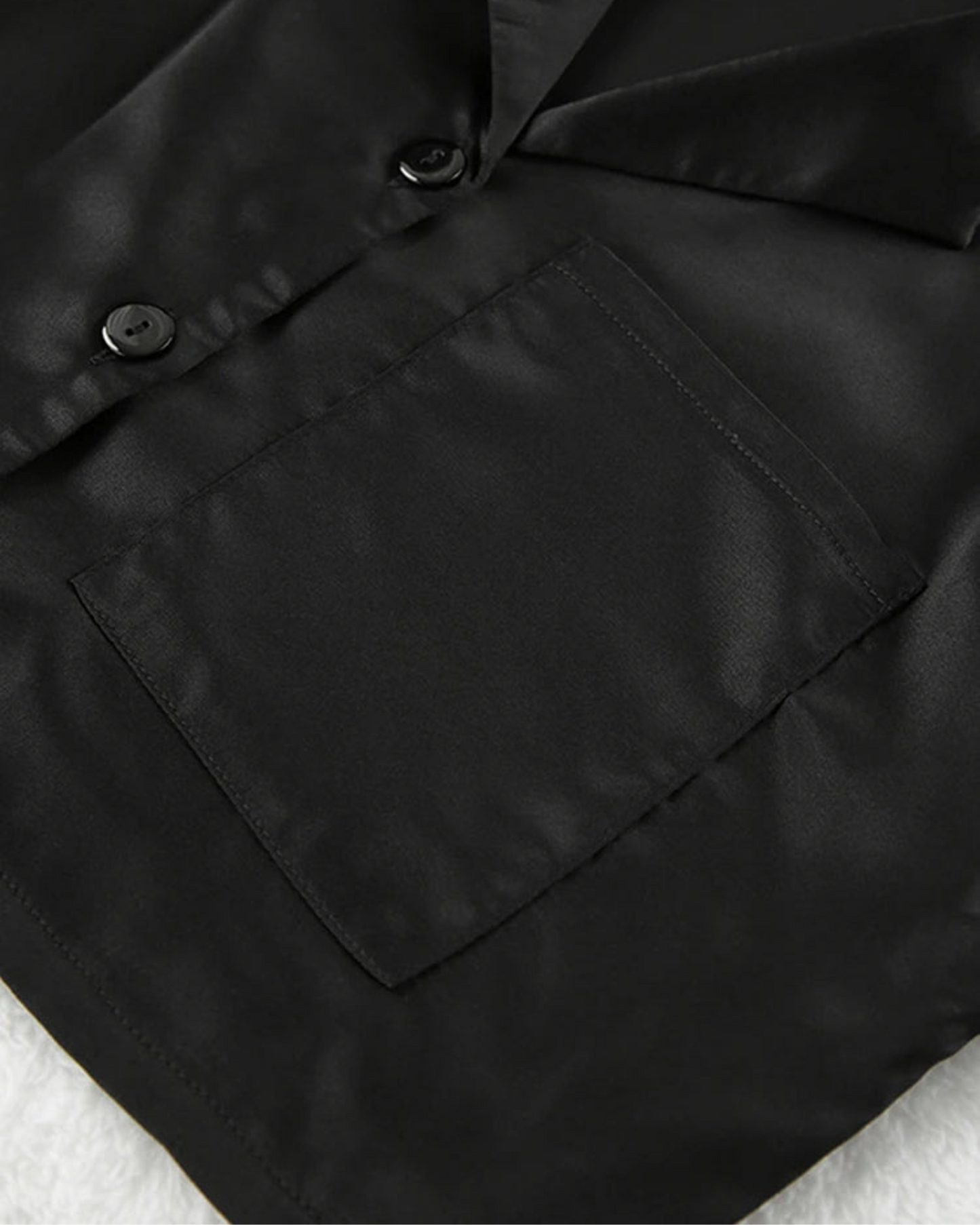 Dámské krátké pyžamo s elegantním límečkem