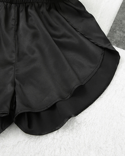 Dámské krátké pyžamo s elegantním límečkem