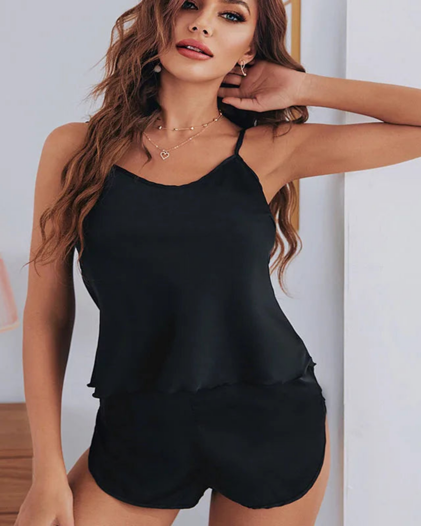 Klasické dámské pyžamo s ramínky