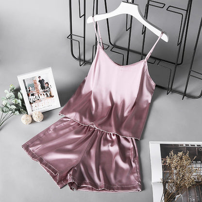 Dámské hladké saténové pyžamo s ramínky