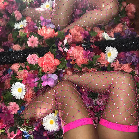 Síťované zpevňující punčochy se zirkony