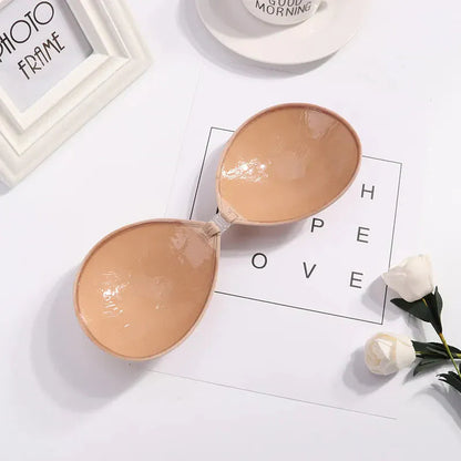 Silikonová samonosná podprsenka