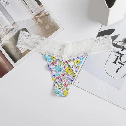 Dámská tanga s krajkou a květinovým vzorem