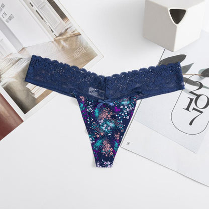 Dámská tanga s krajkou a květinovým vzorem