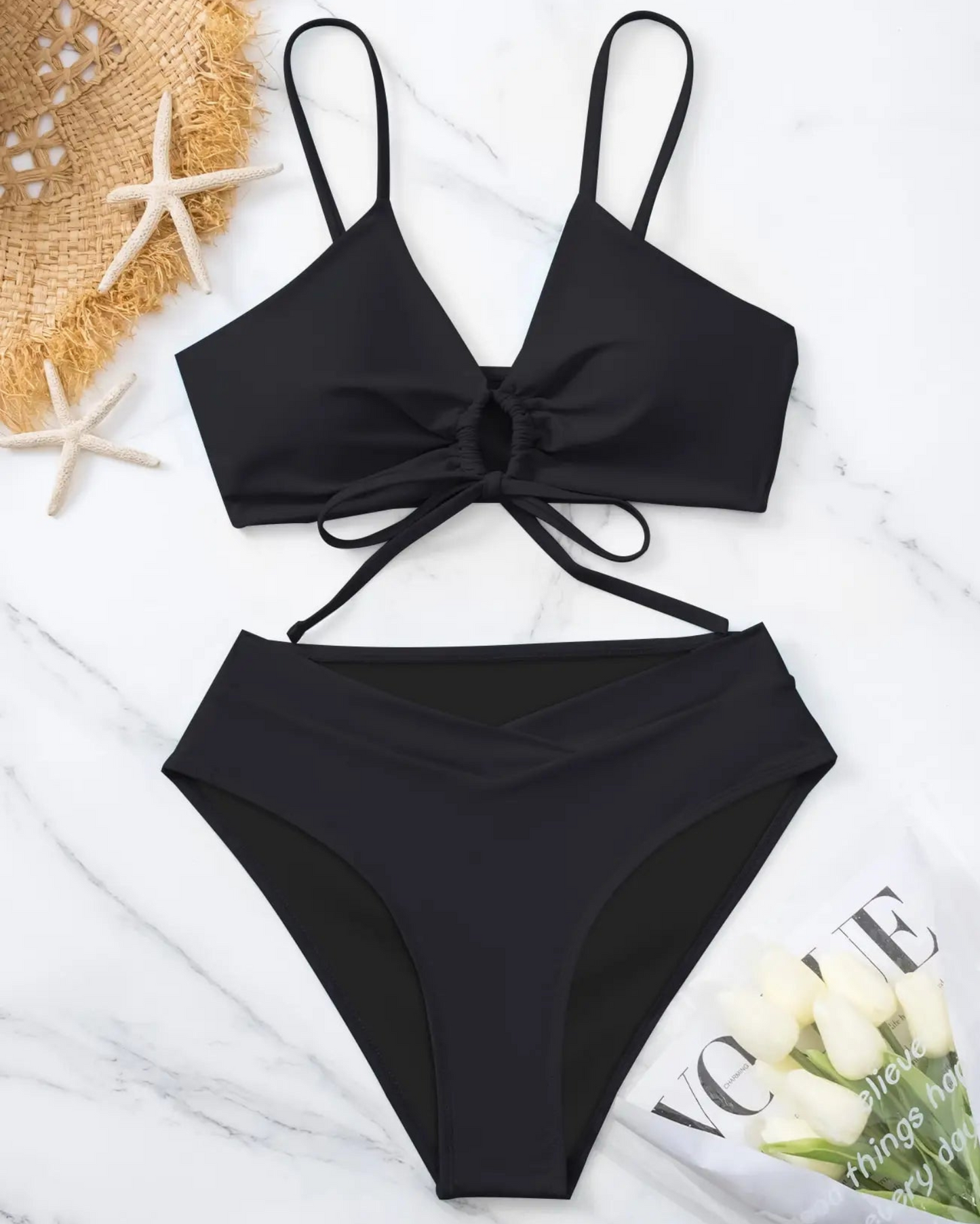 Plavky s ozdobným šněrováním ve výstřihu