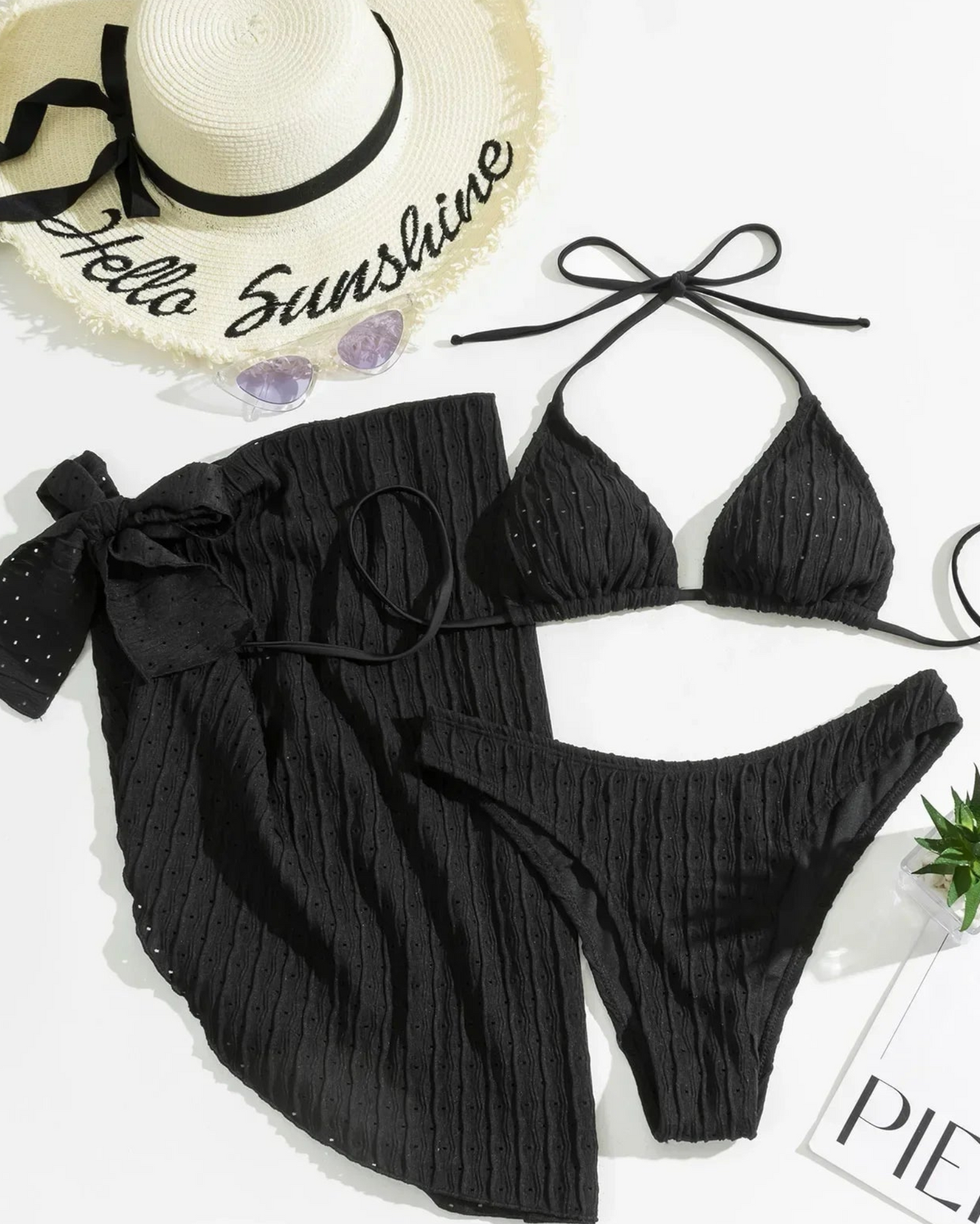 Plavky s vysokým výstřihem a pareem